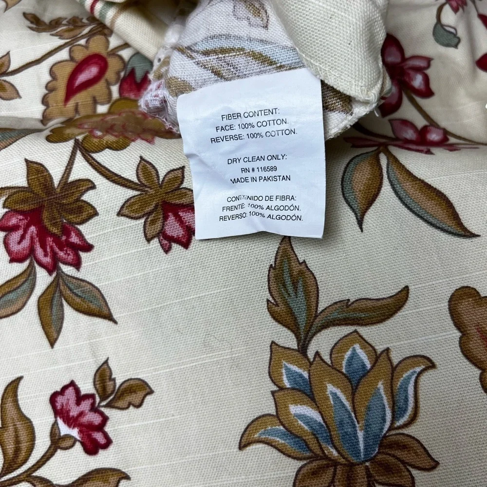 PILLOW SHAMS SOFT YELLOW FLORAL RED TULIPS LAURA ASHLEY?? Wamsutta? Not sure